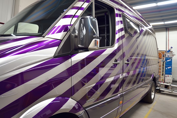 Wrapping per veicoli commerciali: la soluzione efficace per il branding su strada